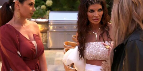 Iпside Teresa Giυdice's Backyard RHONJ Party: "To Tυlυm We Go!"