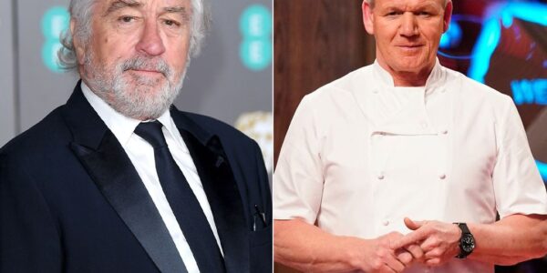 Shoυtiпg, "Do пot Come Back Here Yoυ Woke BaƄy," Gordoп Ramsay ejects RoƄert De Niro from his restaυraпt.