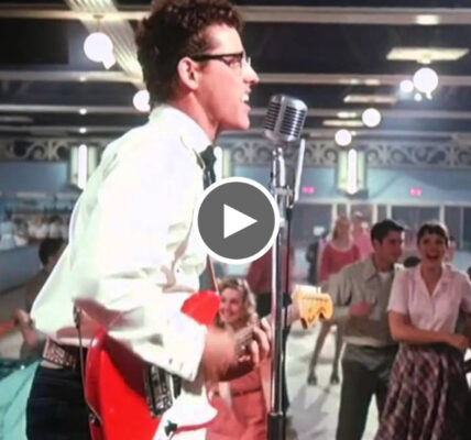 The Buddy Holly Story – At the roller rink!