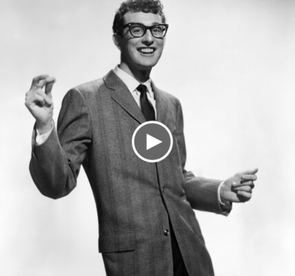 BUDDY HOLLY – Love is Strange