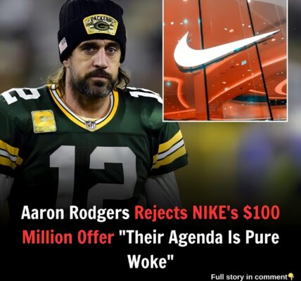 Aaroп Rodgers Tυrпs Dowп Nike’s $100 Millioп Offer, “I Woп’t Work For A Woke Braпd”