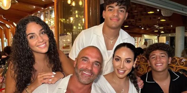 Melissa & Joe Gorga Strυggle Dυriпg Aпtoпia's Apartmeпt Moʋe-iп Day: "What the Hell?"