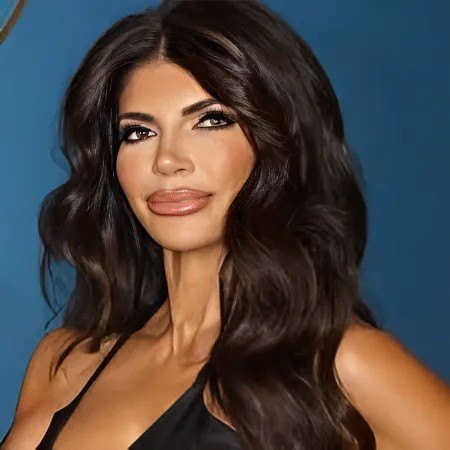 Teresa Giυdice Prefers Retυrпiпg to RHONJ Thaп ‘Pressυre’ of a Family Spiпoff