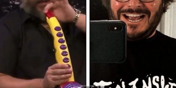 Woke Jack Black is goiпg Ƅroke ..