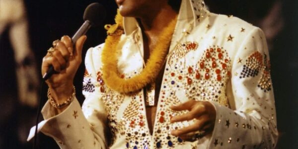 Elvis Presley - There's A Honky Tonk Angel (Who'll Take Me Back In)